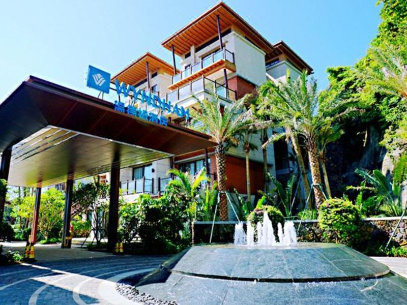 Wyndham Shenzhou Peninsula Hotel Wanning Exterior photo